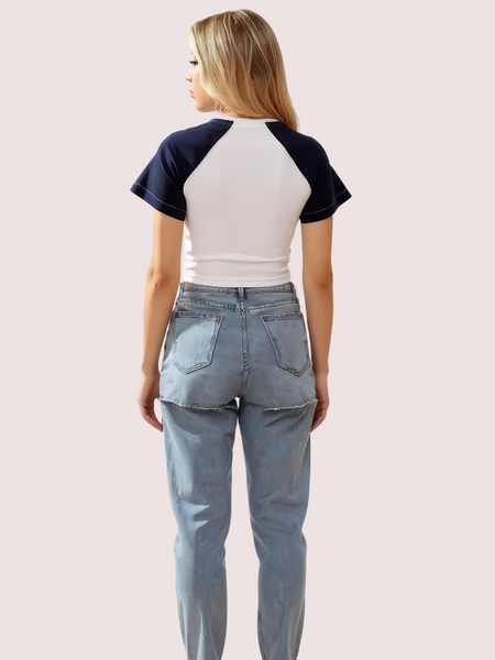 Women's Contrast Sleeve Graphic Crop Top – Urban Street Style Tee