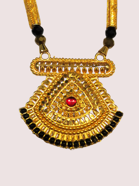 Elegant Traditional Mangalsutra with Black Beads & Pendant