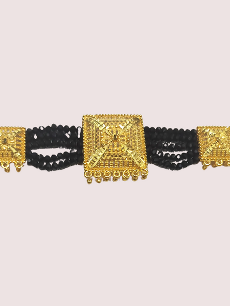 Traditional Gold-Plated Black Beaded Necklace with Square Pendant Design