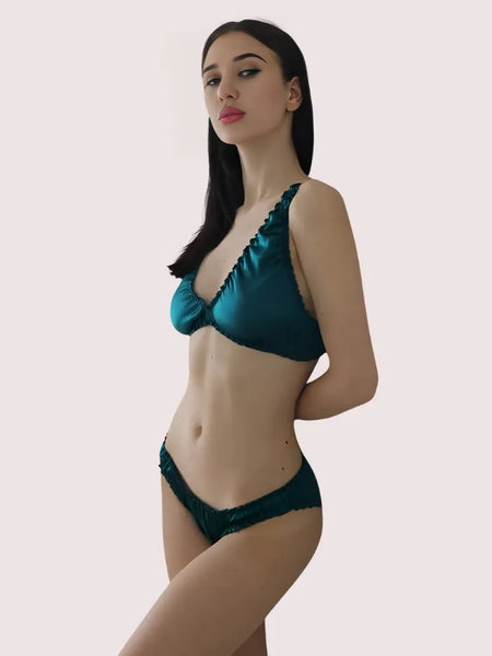 Beautiful Pure Silk Bra Set for Everyday Elegance